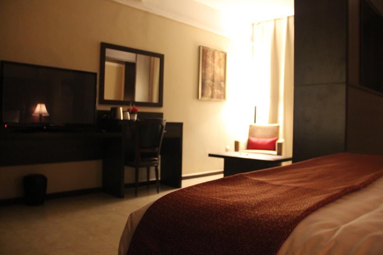 Casablu Hotel ヌアクショット エクステリア 写真