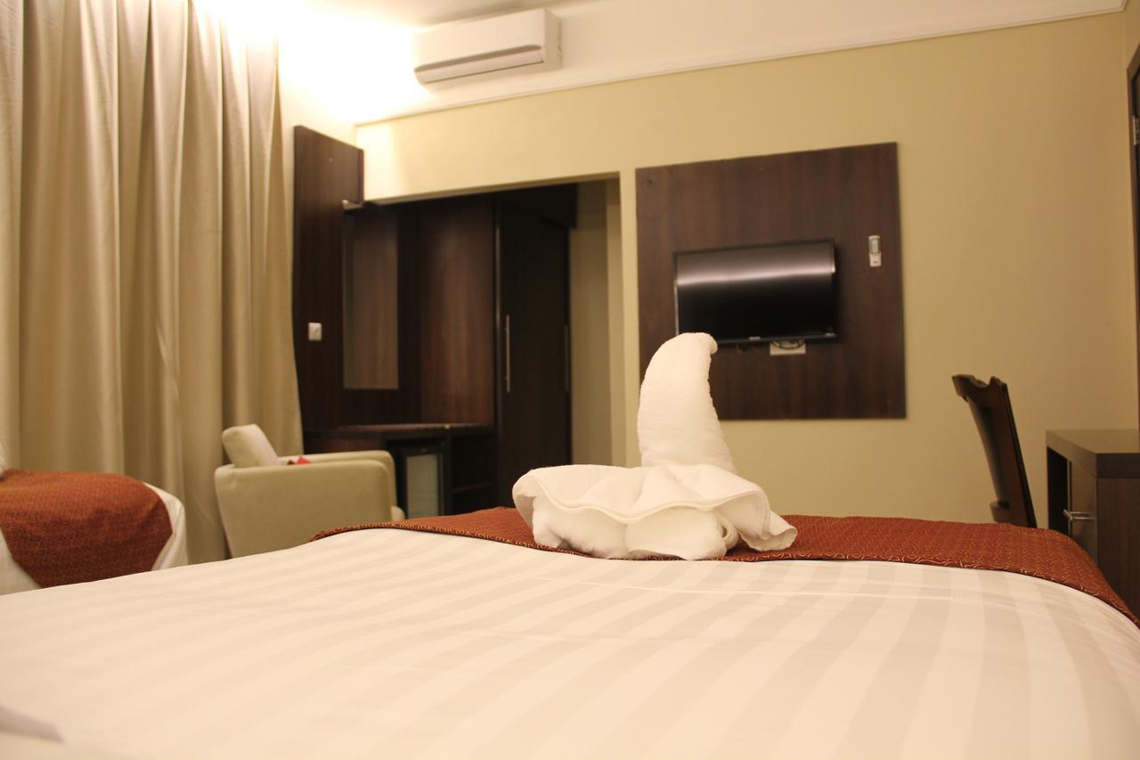 Casablu Hotel ヌアクショット エクステリア 写真