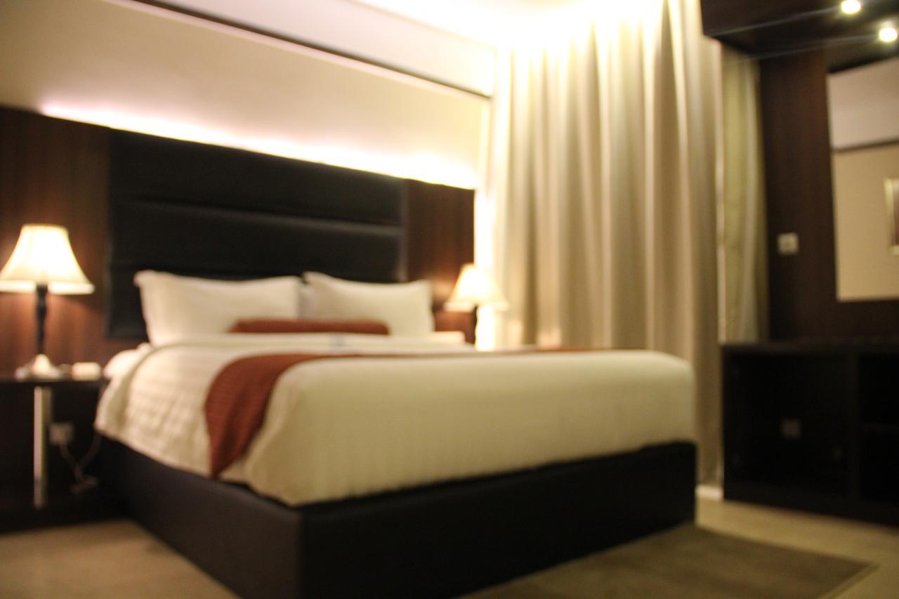 Casablu Hotel ヌアクショット エクステリア 写真