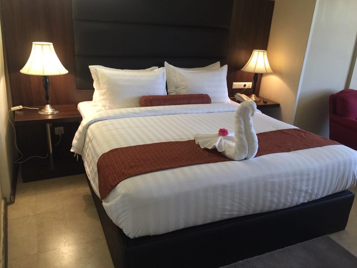 Casablu Hotel ヌアクショット エクステリア 写真